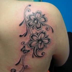 tatuaggio fiore ,,TATTOO FANTASY