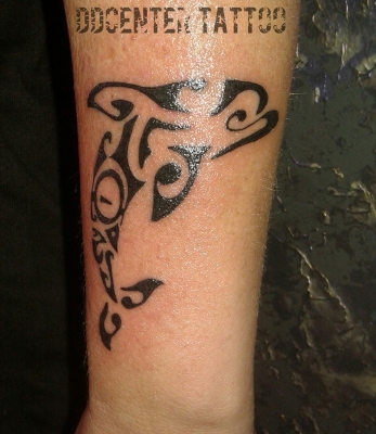 tattoo maori delfino-1 DDCENTERTATTOO