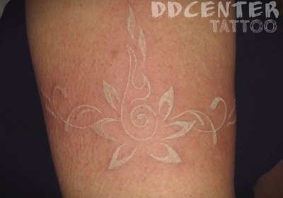 White tattoo step 1-1 DDCENTERTATTOO