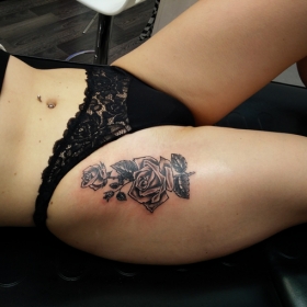 Tatuaggio rosa -1